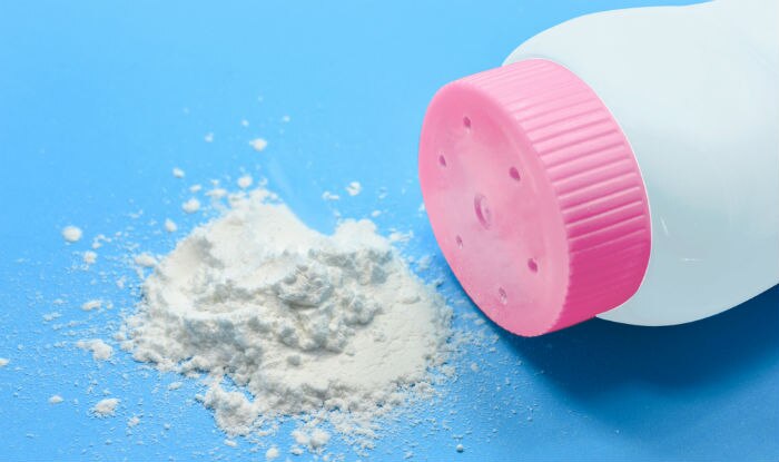 Sprinkle some baby powder in your shoes
