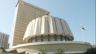 Farmers can vote in market committees election Maharashtra government | कृषी उत्पन्न बाजार समित्यांच्या निवडणुकीत शेतकरी करणार थेट मतदान Farmers can vote in market committees election Maharashtra government | कृषी उत्पन्न बाजार समित्यांच्या निवडणुकीत शेतकरी करणार थेट मतदान