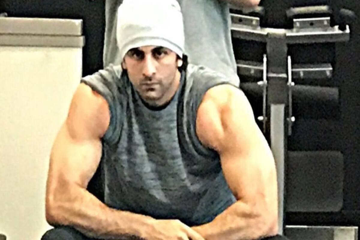 Photos Of Ranbir Kapoor S Ripped Biceps Are All The Monday Motivation We Need To Hit The Gym India Com Ayan mukherjee is on facebook.