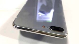 Apple iPhone 7s Plus dummy model reveals glass back | iPhone 7s Plus चे डम्मी मॉजेल रिव्हिल Apple iPhone 7s Plus dummy model reveals glass back | iPhone 7s Plus चे डम्मी मॉजेल रिव्हिल