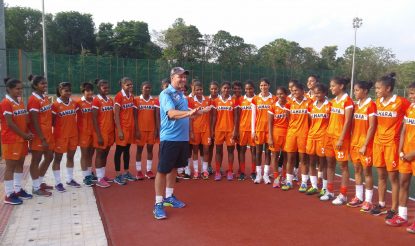 David John having a pep talk at the national camp of Indian women's team. (Image: Hockey India)