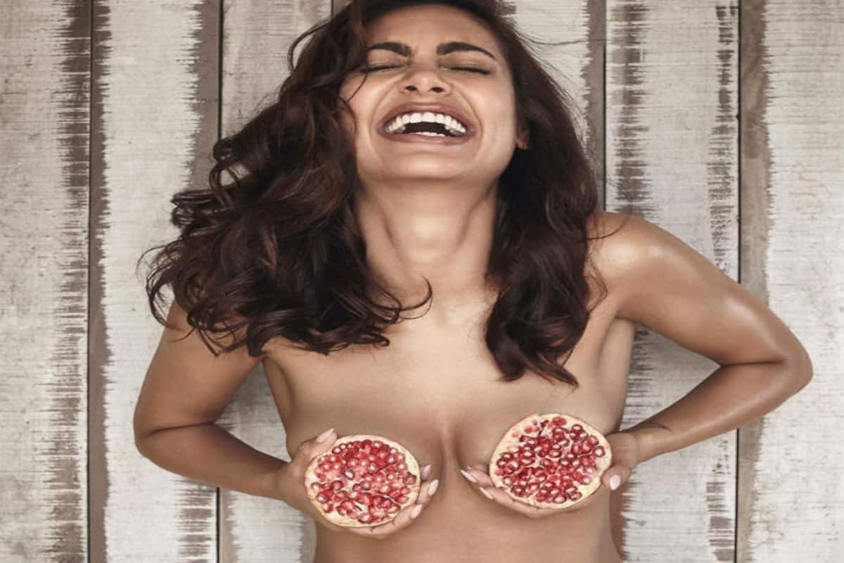 Esha Gupta's New Topless Picture Will Give You Many Sleepless Nights | India.com