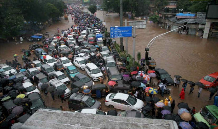 Mumbai-rains-PTI (1)
