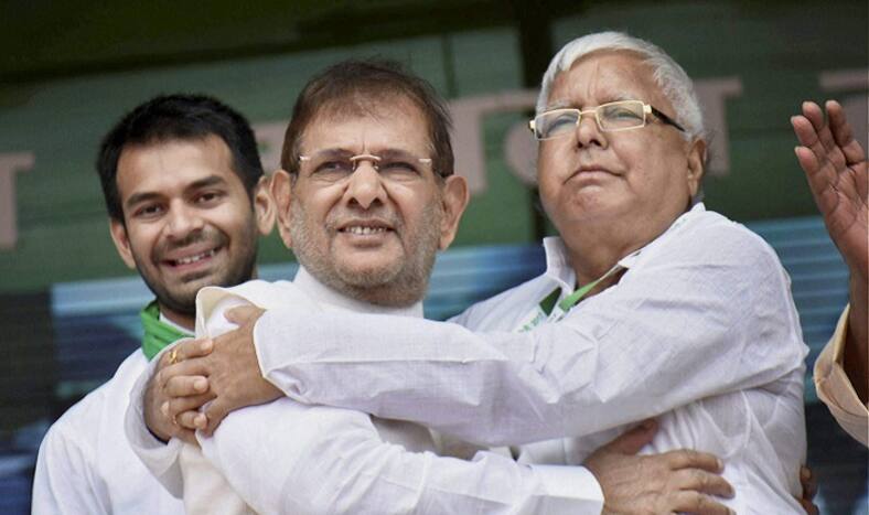 Sharad Yadav Meets RJD Supremo Lalu Prasad in Jail, Calls For Opposition Unity to oust BJP