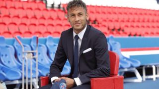 Neymar Wants to Win ‘Lots of Trophies’ With Paris Saint-Germain Neymar Wants to Win ‘Lots of Trophies’ With Paris Saint-Germain