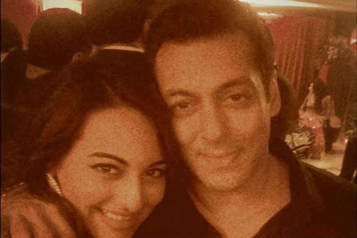 Sonakshi Sinha Confesses That She Is Not In Awe Of Salman Khan