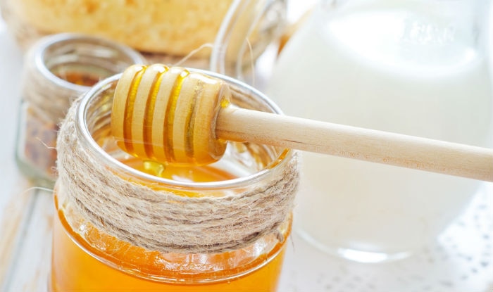 Milk and honey face mask