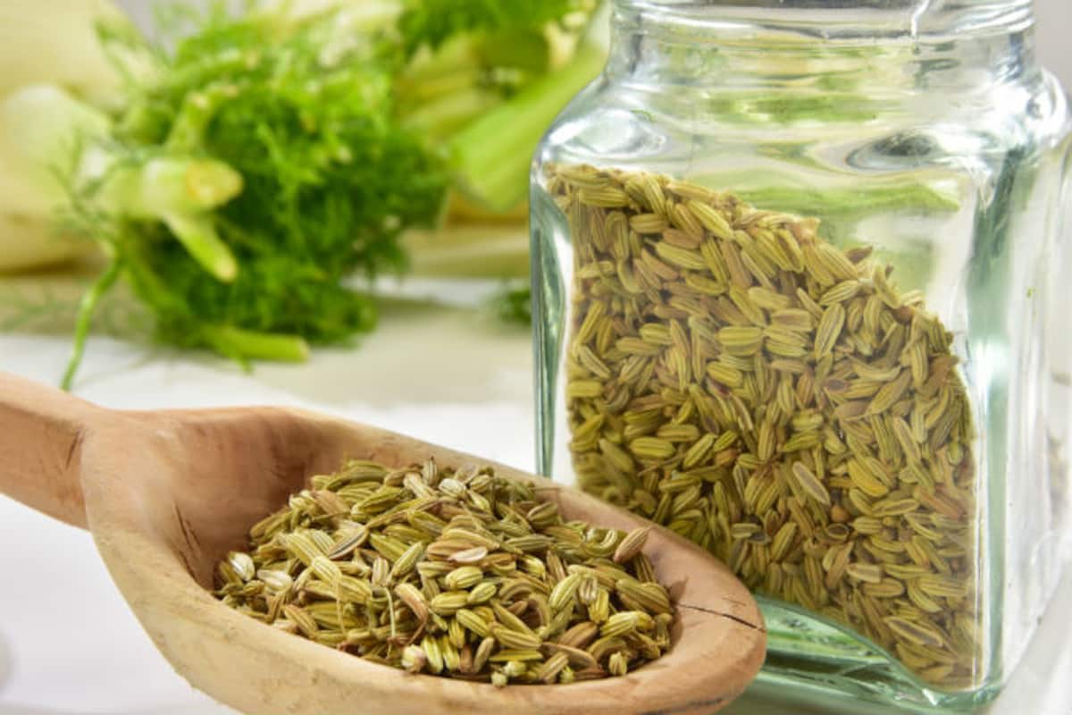 Fennel Seeds for Skincare: 4 Ways to Use Saunf to Get Rid of Your Skin  Problems | India.com