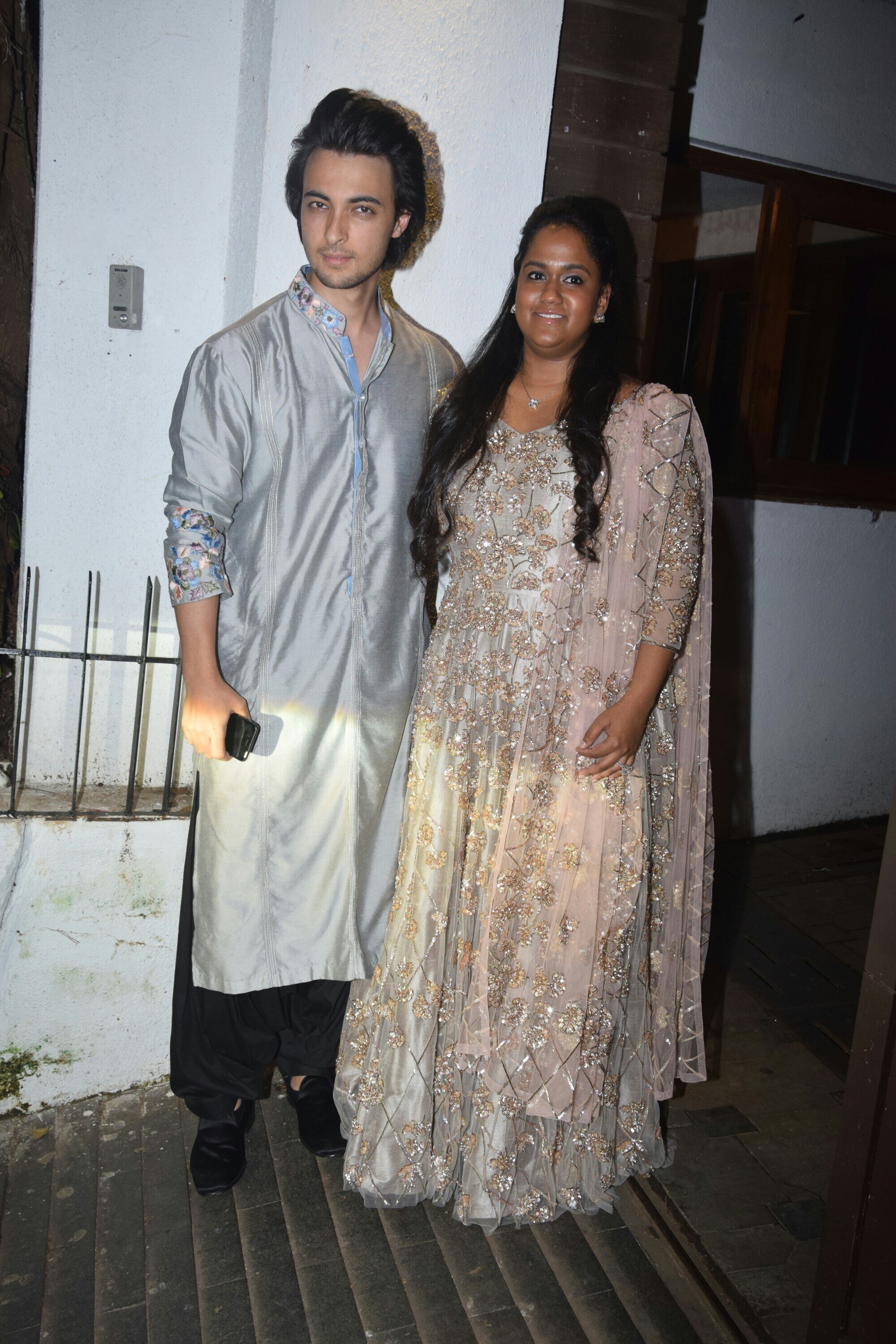 ARPITA KHAN , ANU MALIK AT Aamir Khan Diwali bash party ON 19 10 2017 PICS yOGEN SHAH (17)