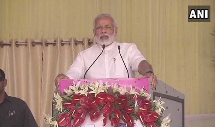 Narendra Modi Gujarat Rally Live Updates: PM Dares Congress Party To ...