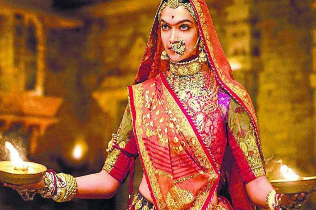 1200px x 800px - Deepika Padukone Slays Traditional Ghoomar Dance in Padmavati First Song:  Watch Videos of Best Dance Performances of Indian Actress | India.com