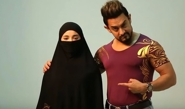 Not So Secret Superstar Aamir Khan Gets Mobbed In China (View Pics)