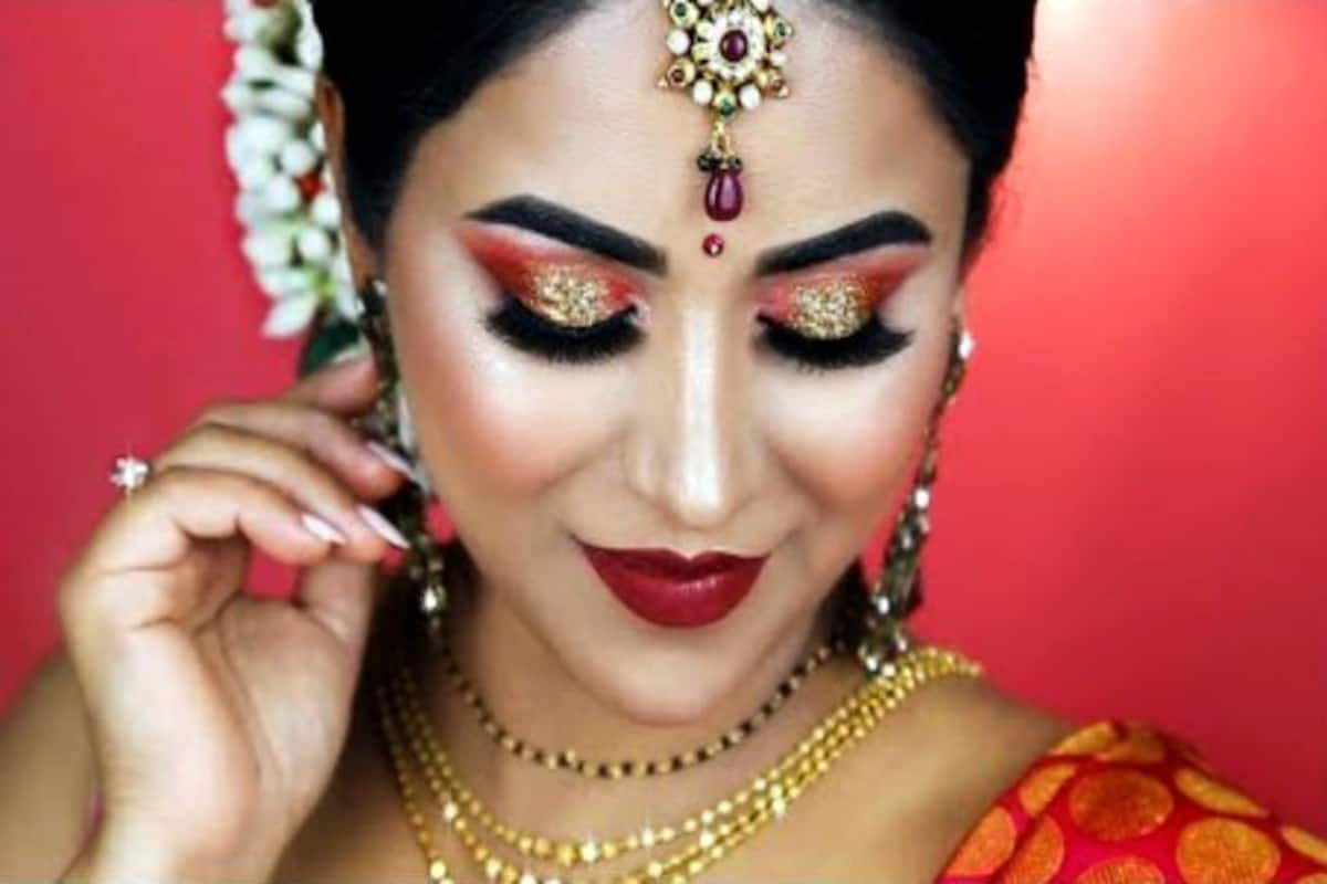 Karwa Chauth 2020                  - Karwa chauth try these makeup tips on karva chauth  everyone will become