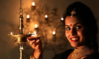 Diwali Lakshmi Puja 2017 Muhurat: Auspicious Time For Deepavali Aarti, Vrat and Puja Preparations