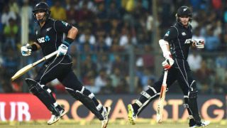 New Zealand beat India in 1st ODI by 6 wickets, Tom Latham and Ross Taylor Shines । लेथम-टेलर की धमाकेदार बैटिंग की बदौलत न्यूजीलैंड की पहले वनडे में भारत पर 6 विकेट से शानदार जीत New Zealand beat India in 1st ODI by 6 wickets, Tom Latham and Ross Taylor Shines । लेथम-टेलर की धमाकेदार बैटिंग की बदौलत न्यूजीलैंड की पहले वनडे में भारत पर 6 विकेट से शानदार जीत