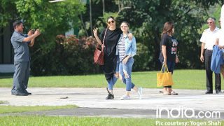 Are Deepika Padukone And Alia Bhatt The New BFFs In Town? (View HQ Pics) Are Deepika Padukone And Alia Bhatt The New BFFs In Town? (View HQ Pics)