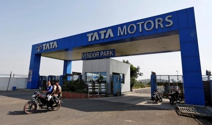 Auto sector slowdown: tata motors reports 27% fall in global wholesales for september