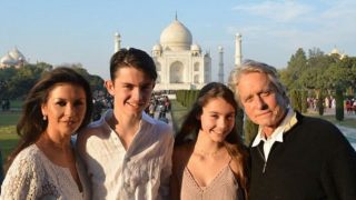 Michael Douglas And Catherine Zeta Jones Are in India Visiting The Taj Mahal (Pictures) Michael Douglas And Catherine Zeta Jones Are in India Visiting The Taj Mahal (Pictures)