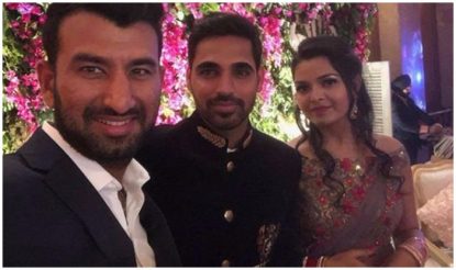 चेतेश्वर पुजारा ने नए जोड़े के साथ एक सेल्फी अपने इंस्टाग्राम पर शेयर की है।