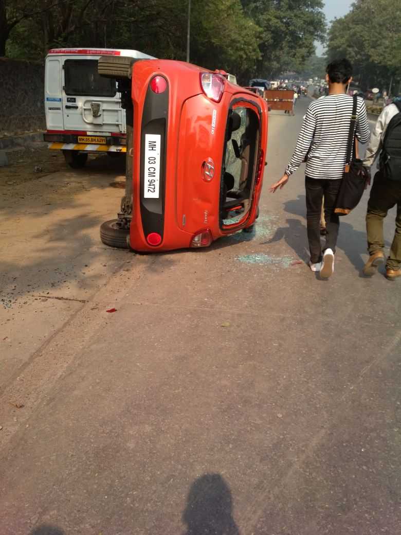Car_broken_Mumbai