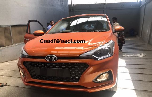 2018-Hyundai-i20-facelift-Flame-Orange-front-spy-shot