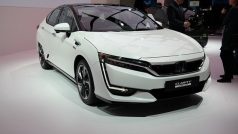 Honda Clarity Fuel Cell Vehicle Debuts at Auto Expo; Features, Specifications, Details Inside
