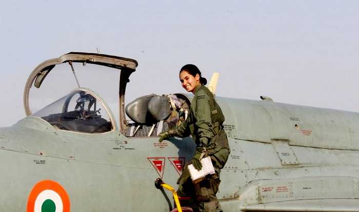 Avani Chaturvedi Becomes India's First-ever Woman to Fly MiG-21 Solo; She Always Wanted to be Like Kalpana Chawla, Says Her Mother