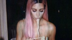 Nudels: Kim Kardashian Shares Nude Photo of Her Eating Noodles, Breaks the Internet Again