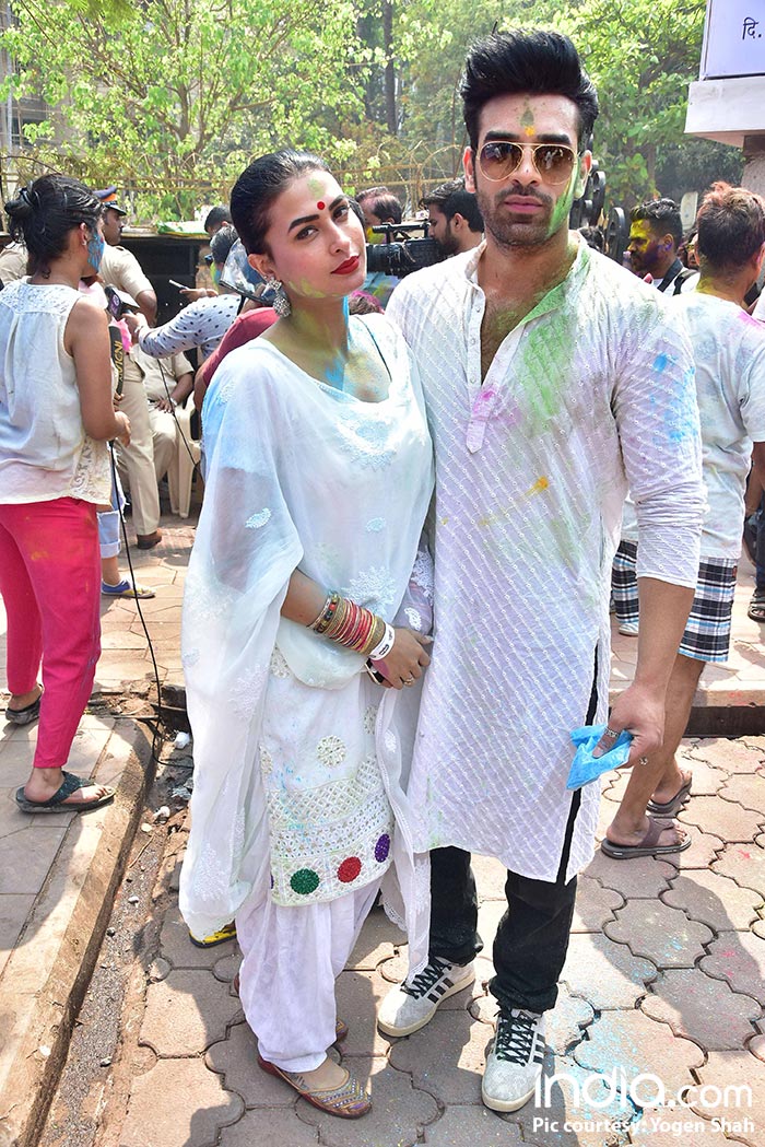 ekta-kapoor,ken-gosh,Shabir-Ahluwalia,Kanchi-Kauletc--at-holi-invasion's-holi-party-at-celebration-club-on-02-03-2018.-PICS-YOGEN-SHAH.--(2)