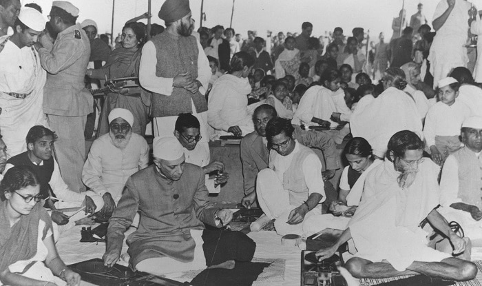 Nehru Memorial: Government Says Life of Not Just Jawaharlal Nehru, But ...