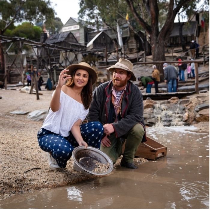 Parineeti Chopra (3)