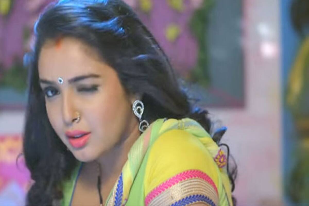 Bhojpuri Hirow Hiroena Sex - Bhojpuri YouTube Queen Amrapali Dubey's Sexy Belly Dance Song Video  Aamrapali Tohare Khatir Crosses 4 Million Views | India.com