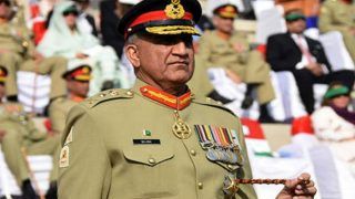 Pakistan Army Chief Qamar Javed Bajwa’s Term Likely to be Extended Pakistan Army Chief Qamar Javed Bajwa’s Term Likely to be Extended