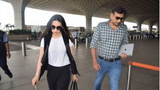 Karisma Kapoor And Alleged Beau Sandeep Toshniwal Take A Flight Out Of Mumbai Together; Are They Planning To Make Their Relationship Official? Karisma Kapoor And Alleged Beau Sandeep Toshniwal Take A Flight Out Of Mumbai Together; Are They Planning To Make Their Relationship Official?