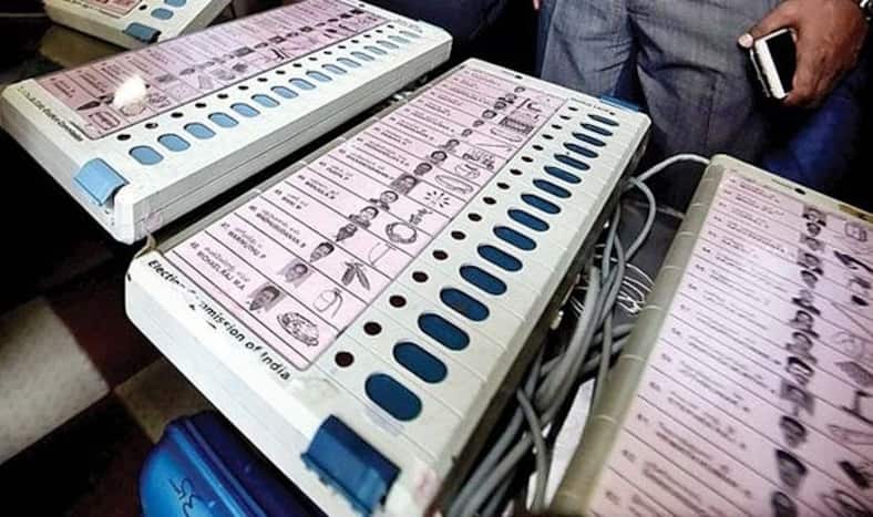 EVM Hacking: EC Files Complaint Against Cyber Expert Syed Shuja; BJP Slams Congress' 'Conspiracy'