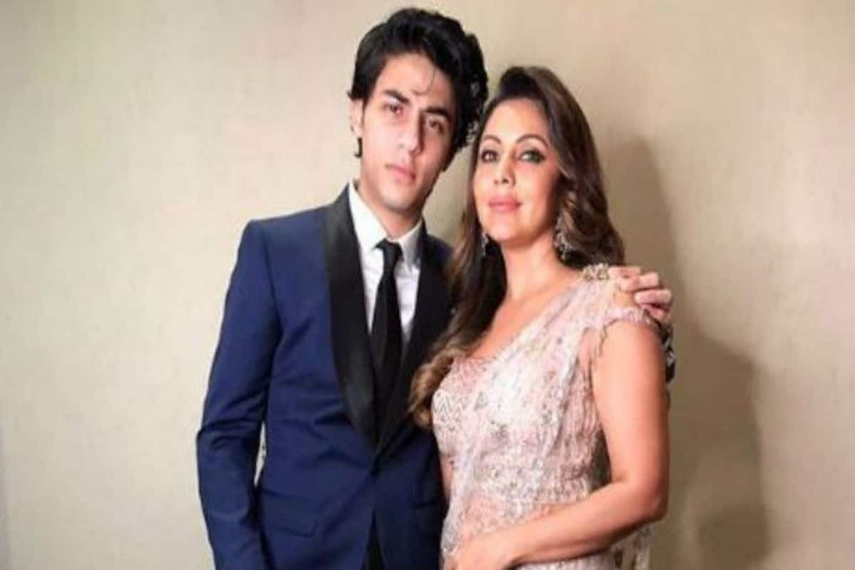 Gauri Khan and Aryan Khan Attend the Akash Ambani – Shloka Mehta Engagement  Party | India.com