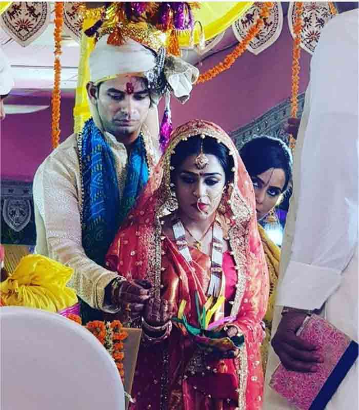 Tej Pratap Yadav Marriage: 6 महीने भी नहीं टिक पाई तेज प्रताप यादव और ऐश्वर्या की शादी, जानें- कैसे तलाक तक पहुंची बात