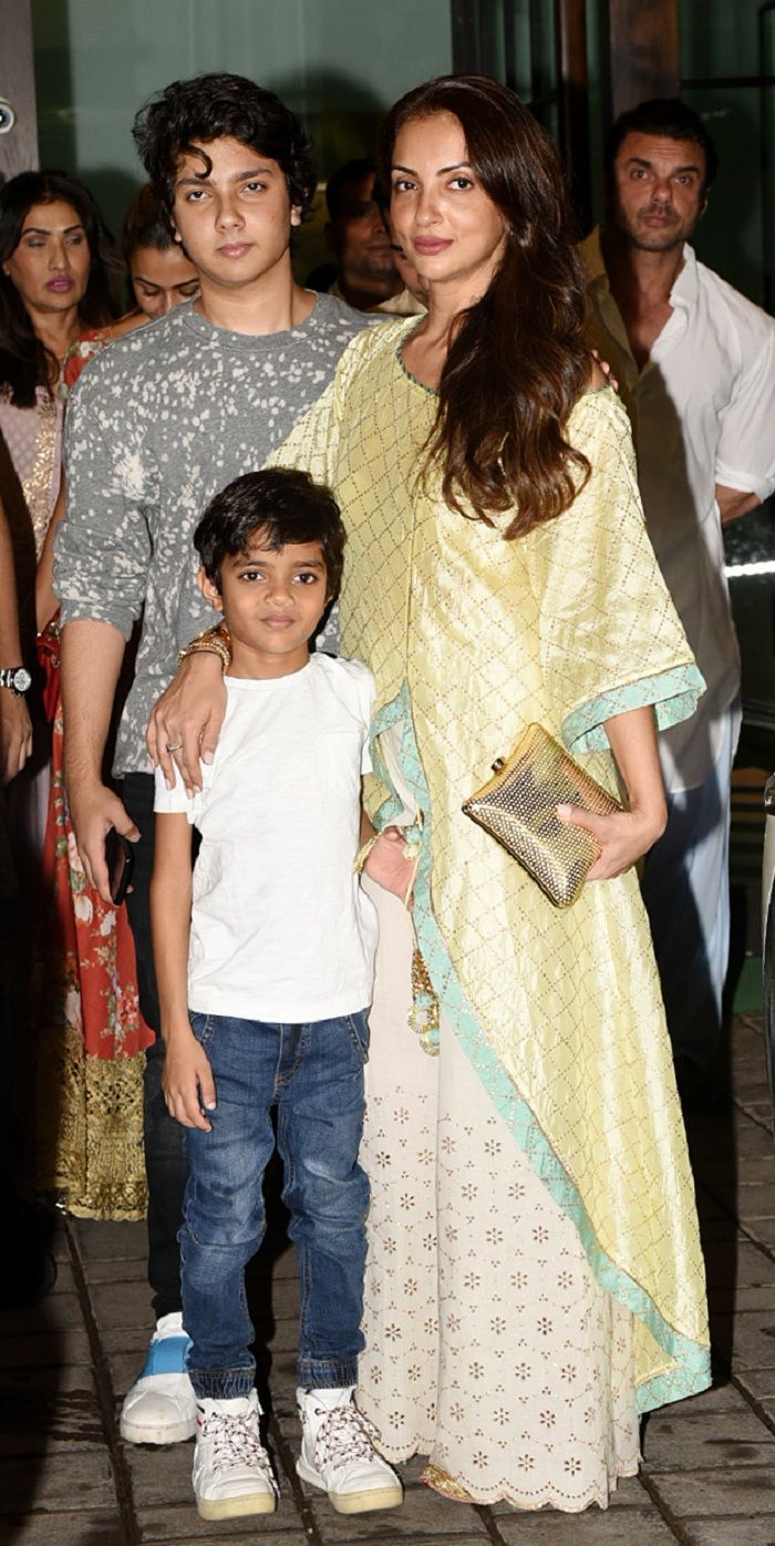 Seema Sachdev Khan with children