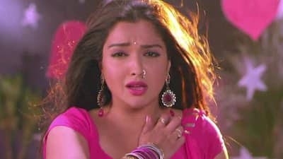Amarpali Bhojpuri Xnxx - Bhojpuri Bomb Amrapali Dubey's Sexy Belly Dance Song Video Aamrapali Tohare  Khatir Crosses 5 Million Views | India.com