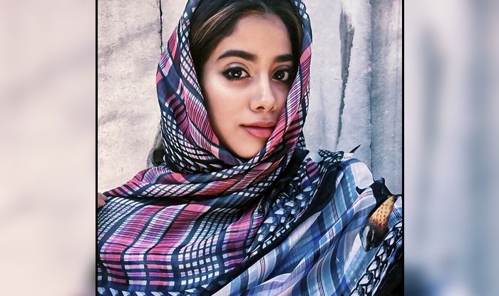 Janhvi Kapoor Gets Papped Outside a Doctor’s Clinic in Juhu, Mumbai, Hope Everything is Fine Janhvi Kapoor Gets Papped Outside a Doctor’s Clinic in Juhu, Mumbai, Hope Everything is Fine