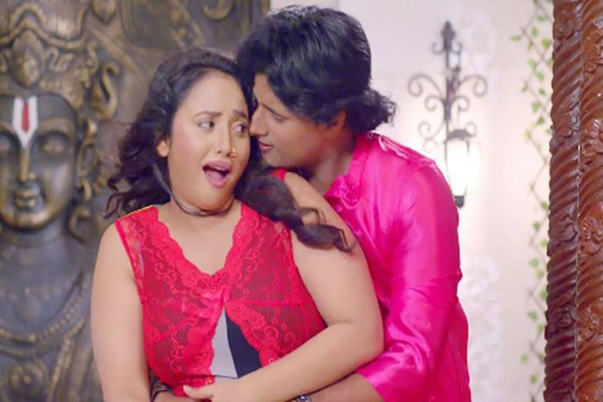 Bhojpuri Sizzler Rani Chatterjee Sets The Internet on Fire With Her Dance  Moves on Aawate Palang Pe Dehiya; Video Goes Viral | India.com