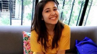 Masaan actor Shweta Tripathi’s Bridal Mehendi is All About Her Love Story With Chaitnya Sharma; See Pics Masaan actor Shweta Tripathi’s Bridal Mehendi is All About Her Love Story With Chaitnya Sharma; See Pics