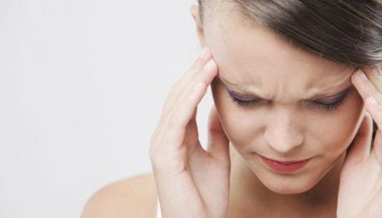 Migraine क स स रदर द म इग र न ह त ह ज न लक षण और इल ज स ज ड हर सव ल क जव ब Do Not Neglect Migraine Know The Symptoms And Cure Latest News Updates In