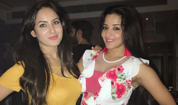 Bhojpuri Bombshell Monalisa And Television Hottie Puja Banerjee Take Internet by Storm While They Strike a Pose Together Bhojpuri Bombshell Monalisa And Television Hottie Puja Banerjee Take Internet by Storm While They Strike a Pose Together