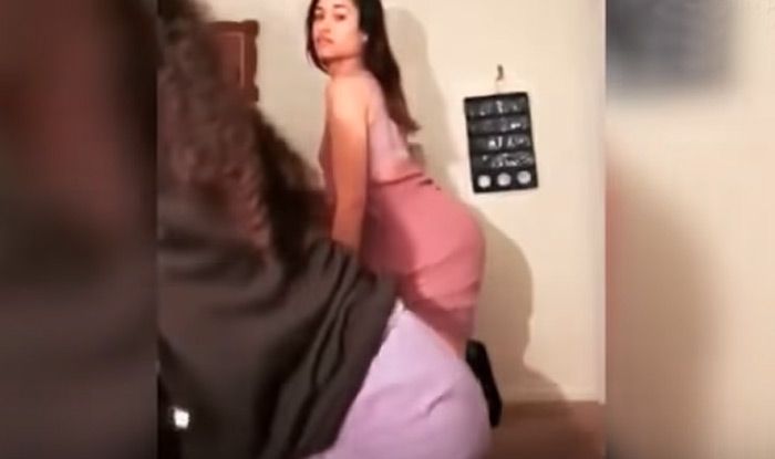 Teens twerking two Female Student