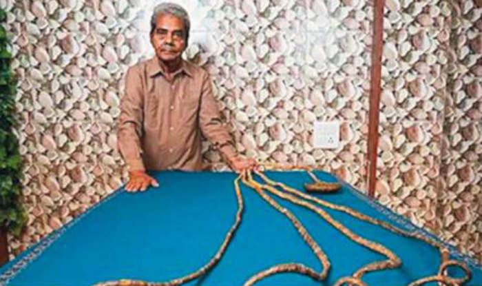 Why She Grew Her Nails For 24 Years - Guinness World Records | Diana  Armstrong (USA) has achieved a new record for the longest fingernails ever.  Here's why she grew them to