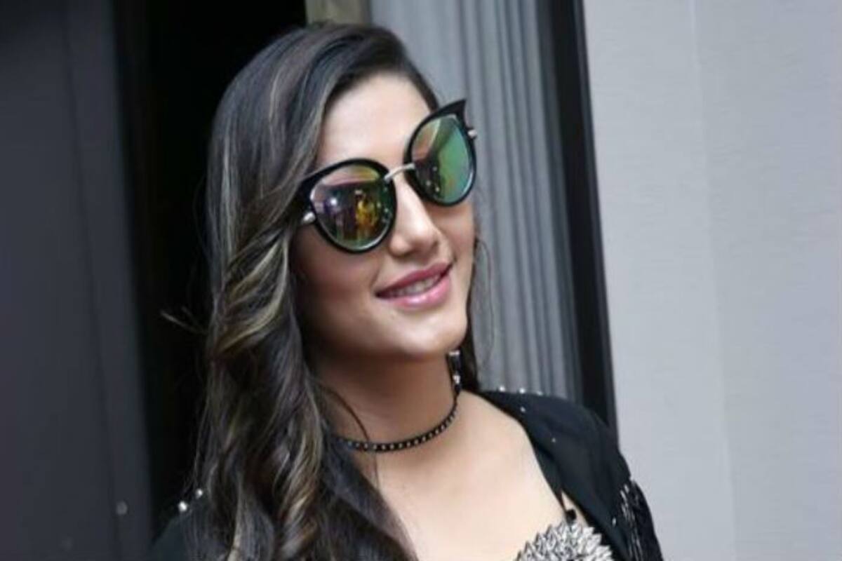 Sapna Chaudhary Salman Khan Sex Porn Videos - Haryanvi Sensation Sapna Choudhary Looks Sexy Diva in Her Latest  Photoshoot, Check Pics | India.com