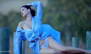 Karenjit Kaur Trailer: Sunny Leone's Life Story Promises to be Bold, Brave  - Don't Miss