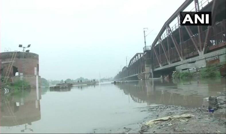 Delhi Yamuna Reaches Danger Mark Following Heavy Rains In Neighbouring 