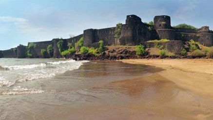 Travel Articles on Vijaydurg Fort | Vijaydurg Fort Travel Blogs ...